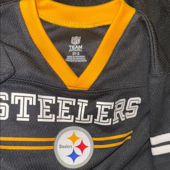 Team Apparel Kids Black and Yellow Steelers Jersey - Picture 9 of 15